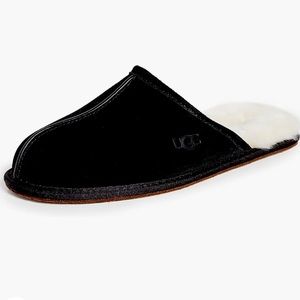 UGG Men’s Scuff Black Slippers Size 8